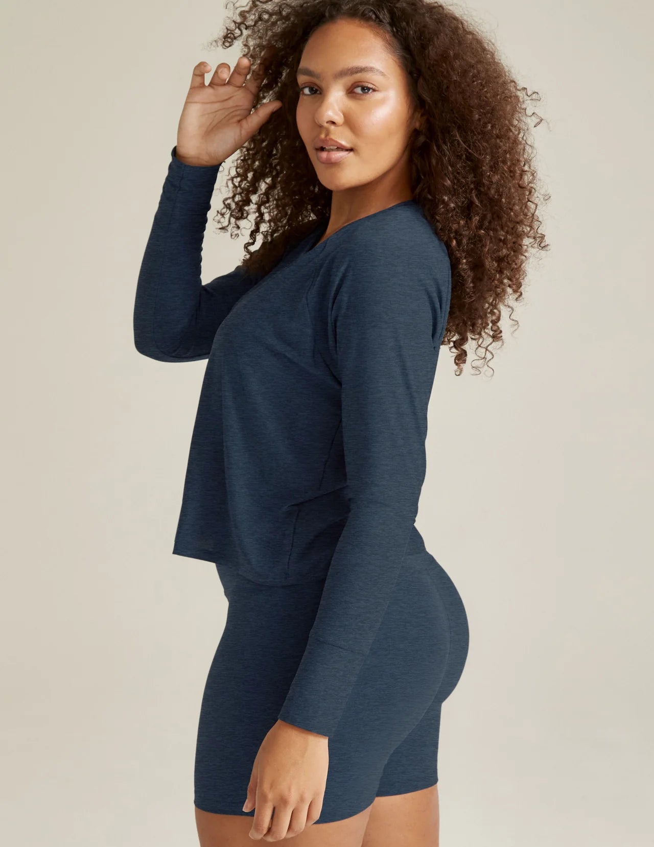 Featherweight Daydreamer Pullover- nocturnal navy