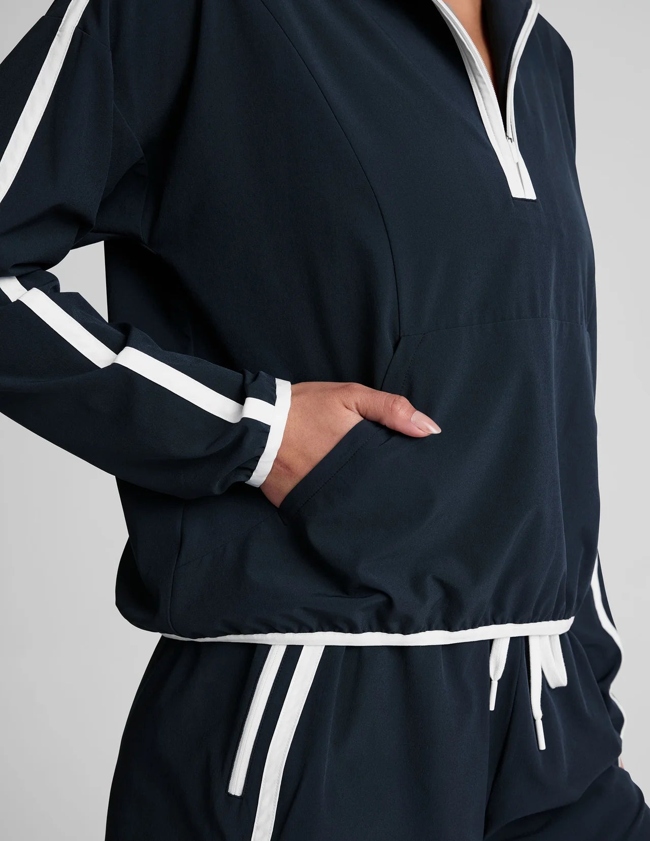 Stretch Woven Course Contrast Half Zip Pullover- Nocturnal Navy