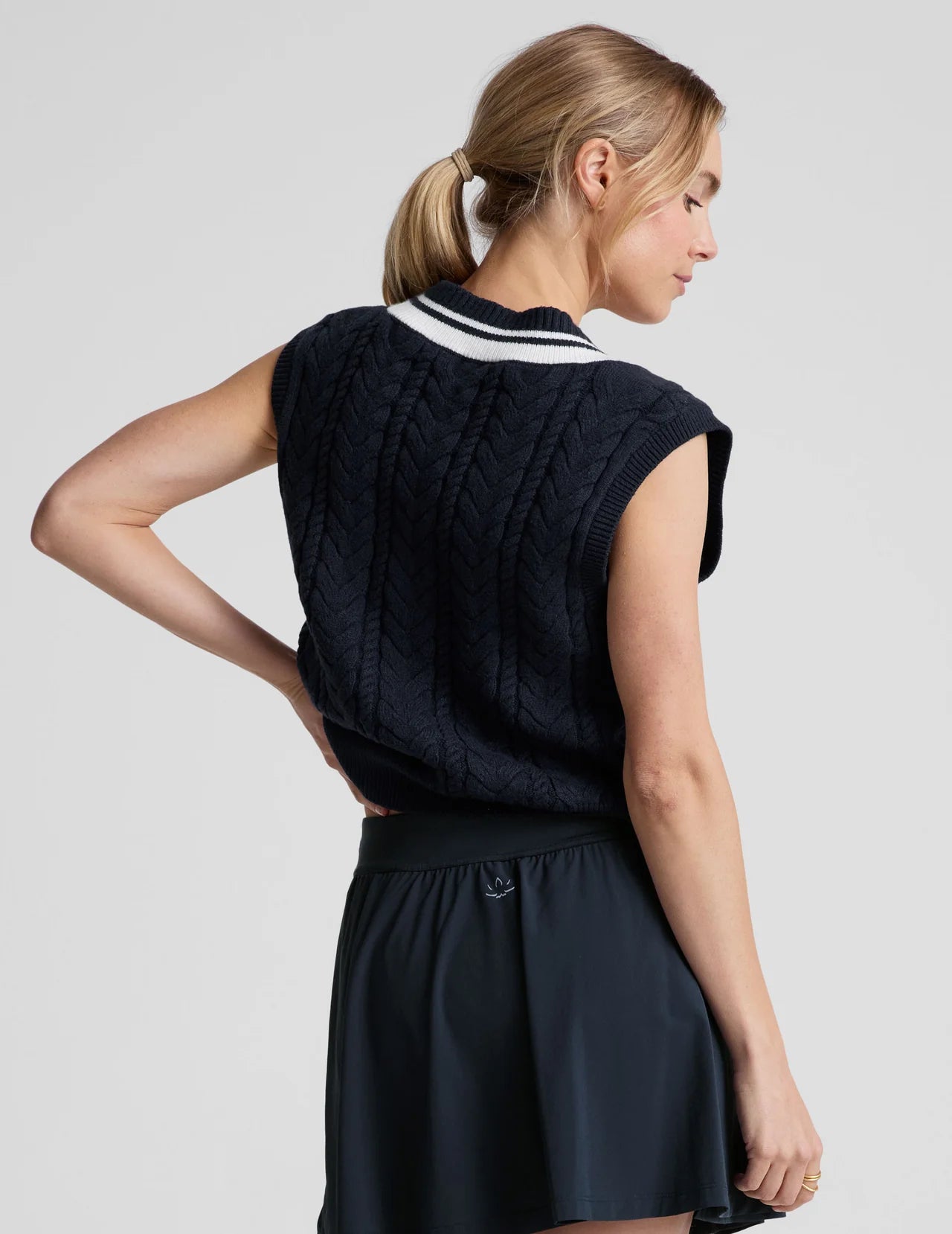 The Cable Knit Vest-nocturnal navy