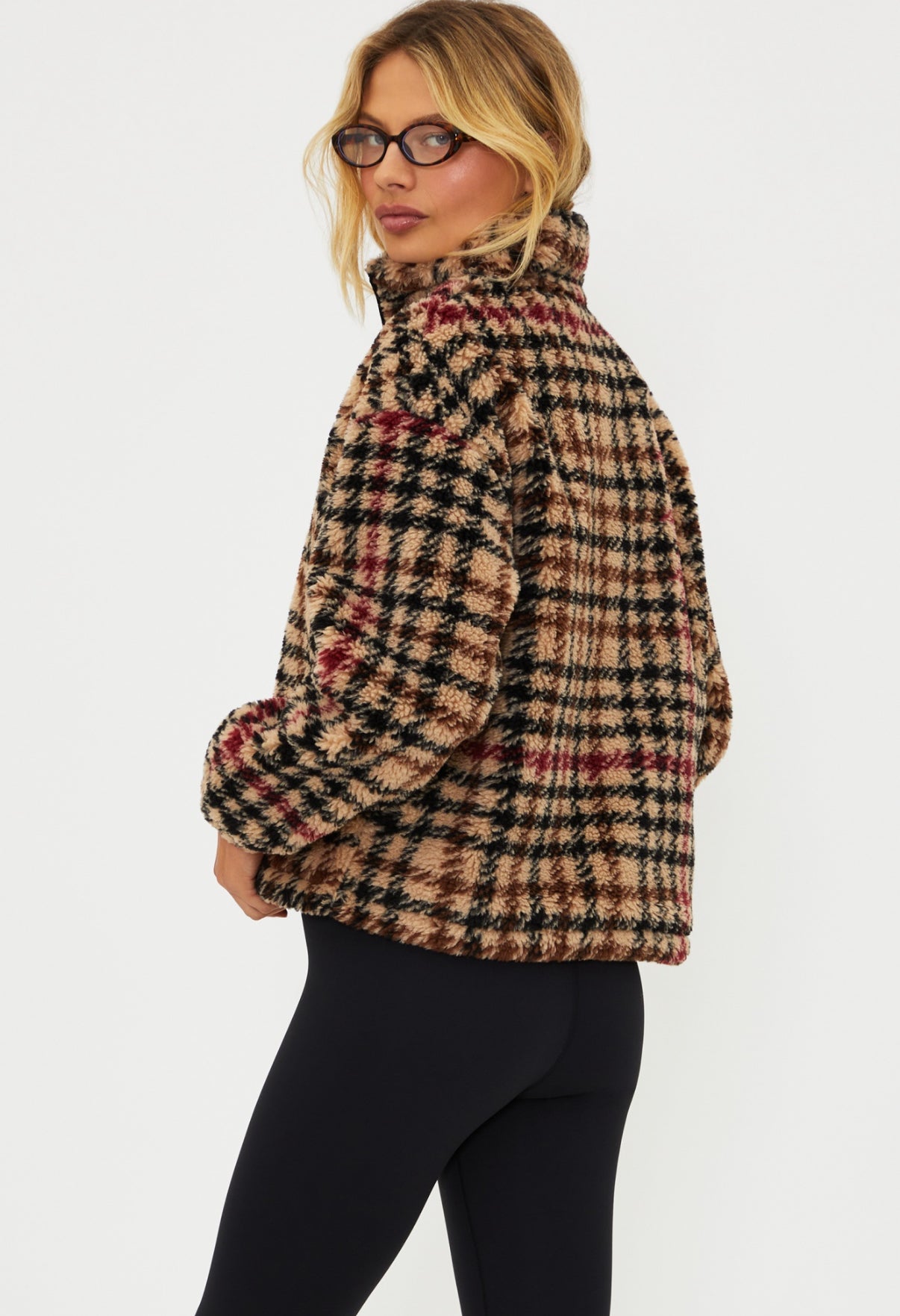 Leona Sherpa- midnight houndstooth