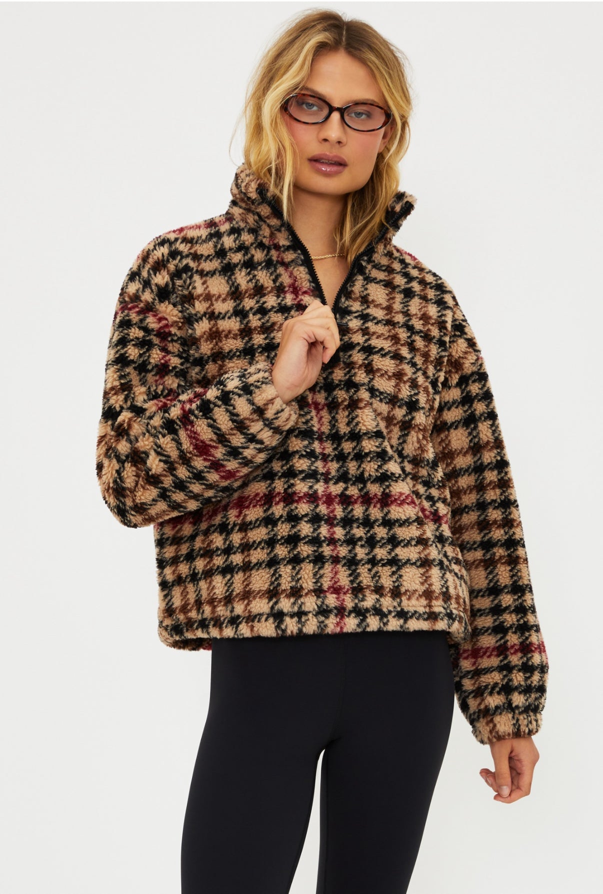 Leona Sherpa- midnight houndstooth