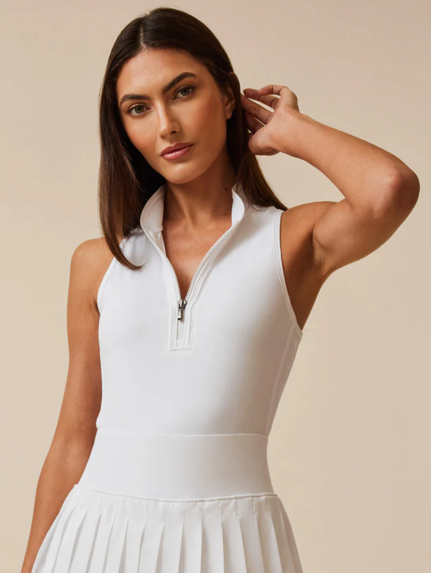 Sleeveless Vesta Mock Neck Top- white