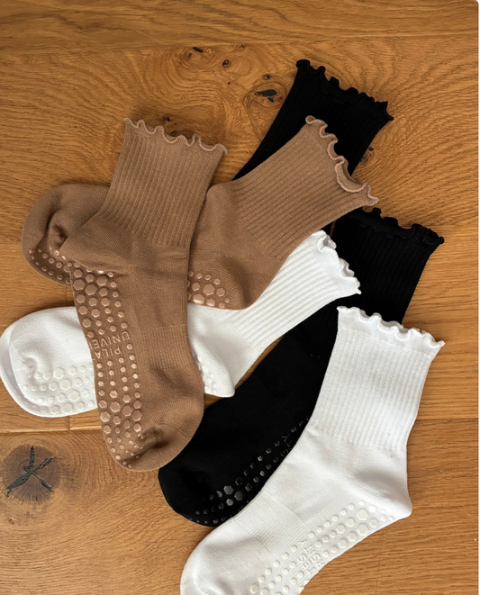 Everyday Ruffle- Black