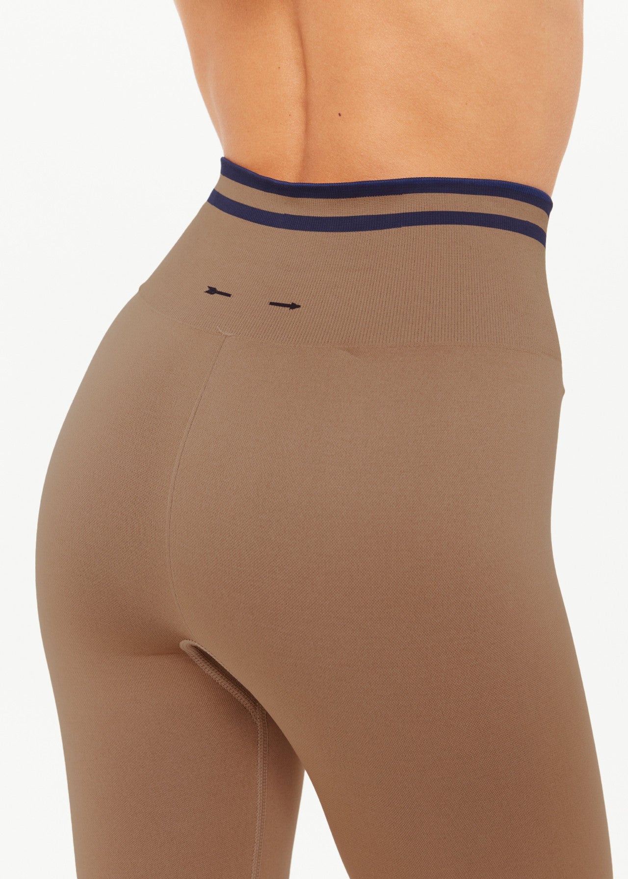 Form Seamless 25in Midi Pant- mocha