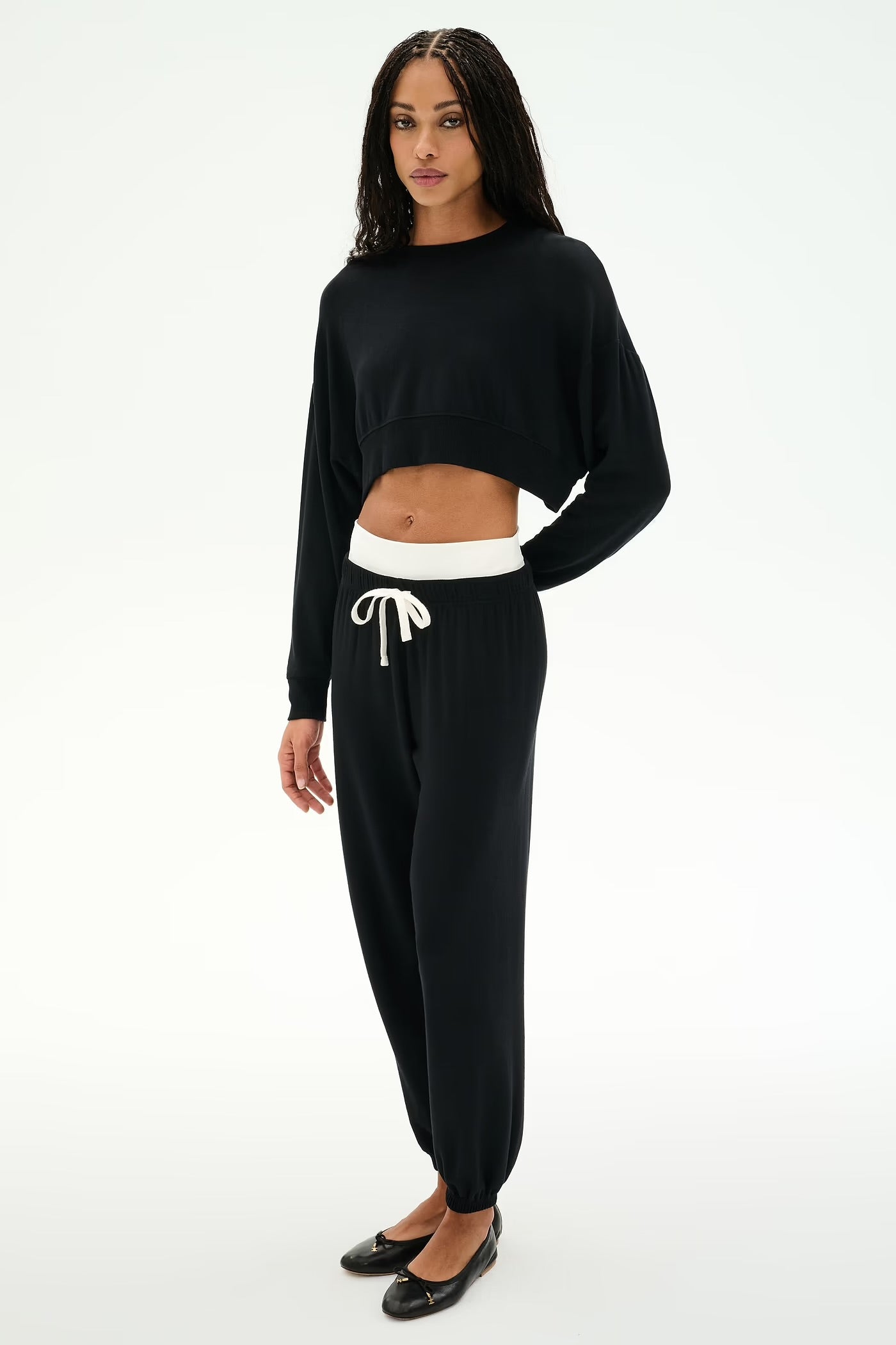 Noah Fleece Crop Sweatshirt- black/white