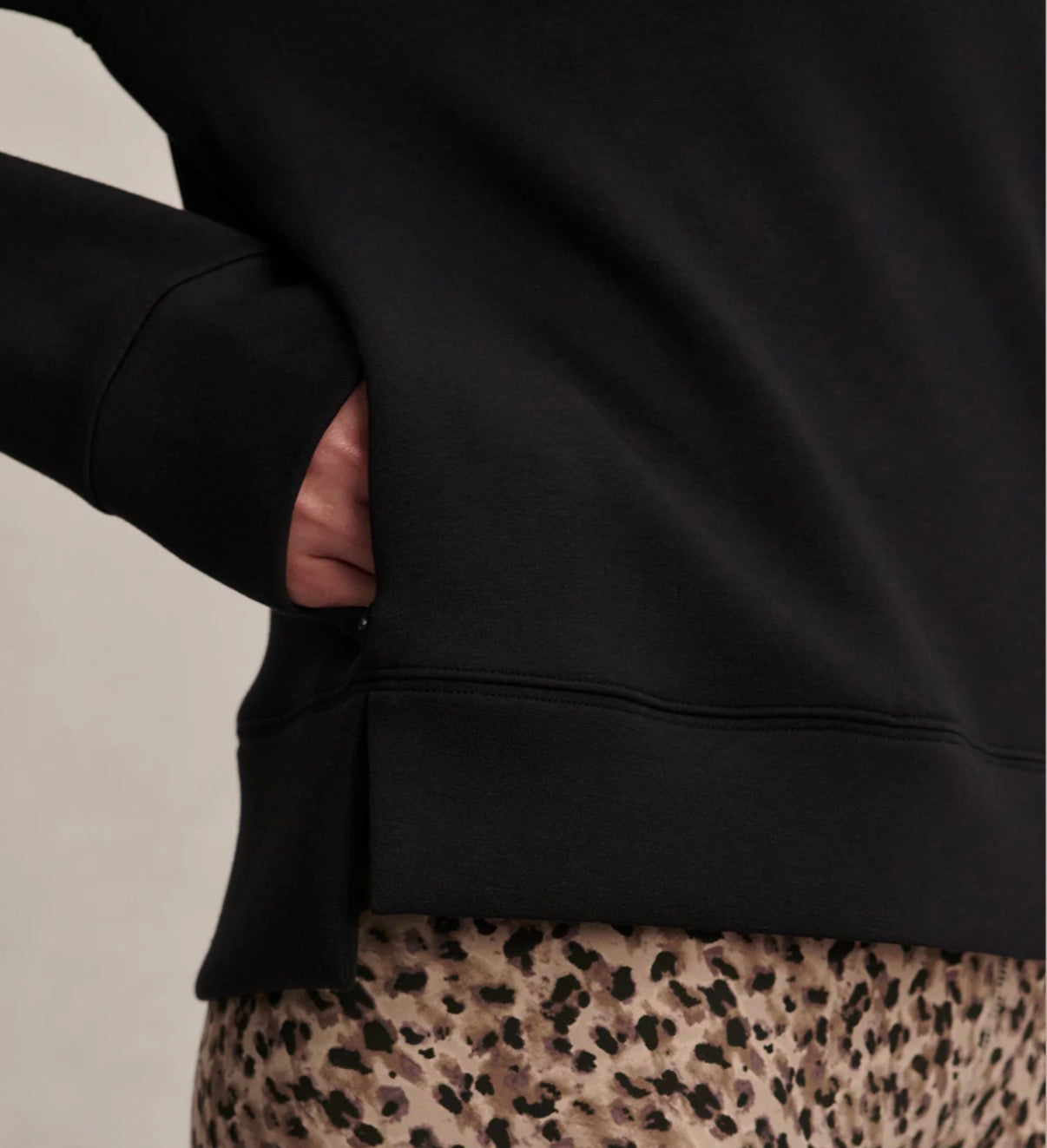 Karo Half-Zip Active Sweat- Black