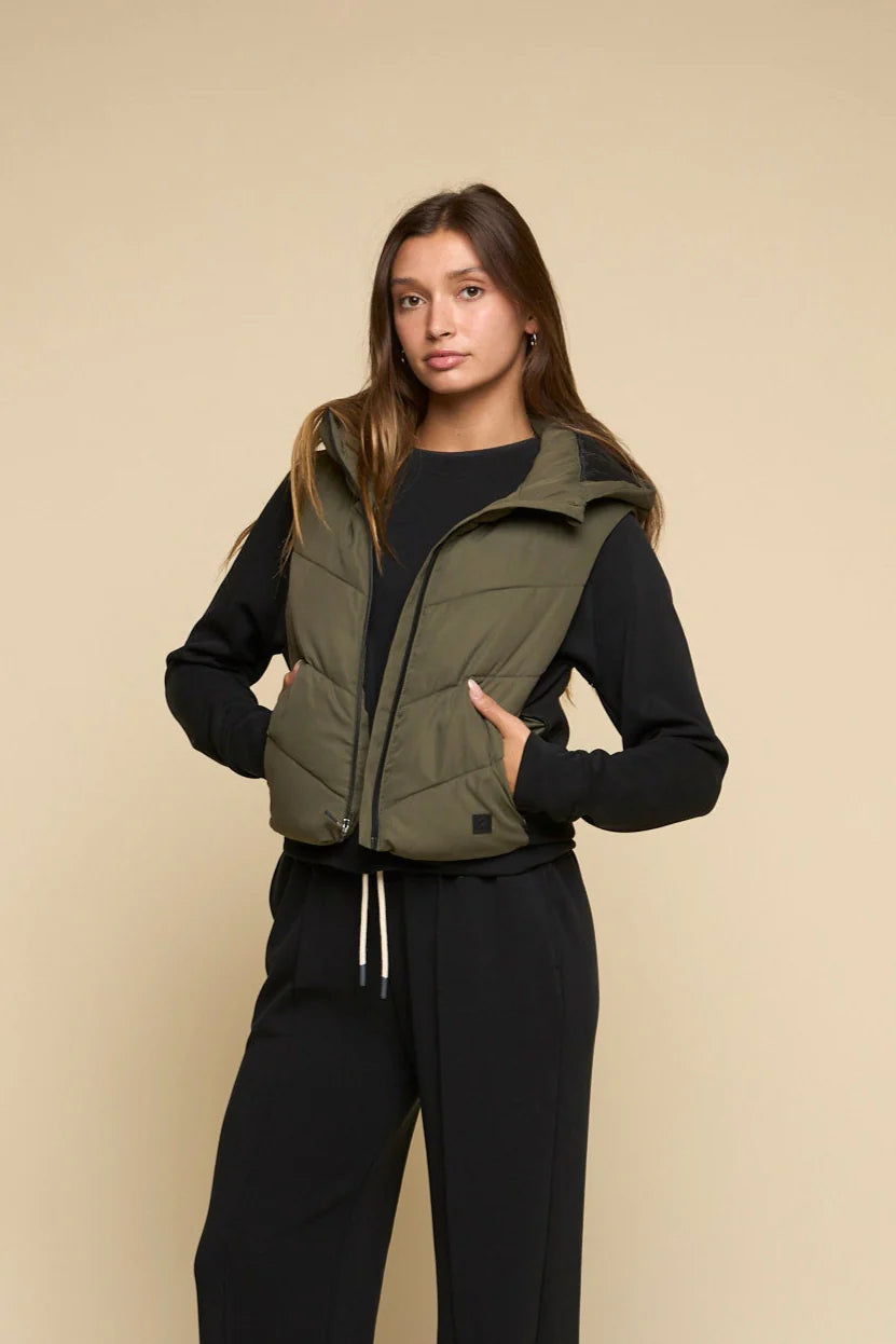 Summit Vest- Fatigue