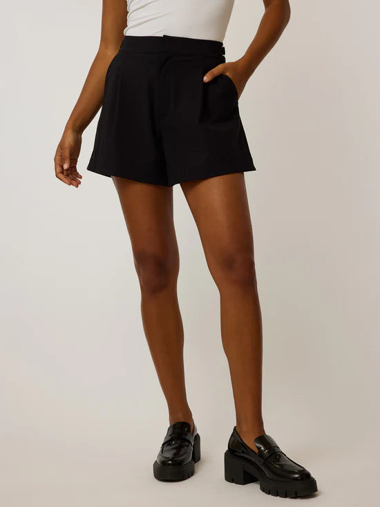 Phoenix Trouser Short- Shepard Black