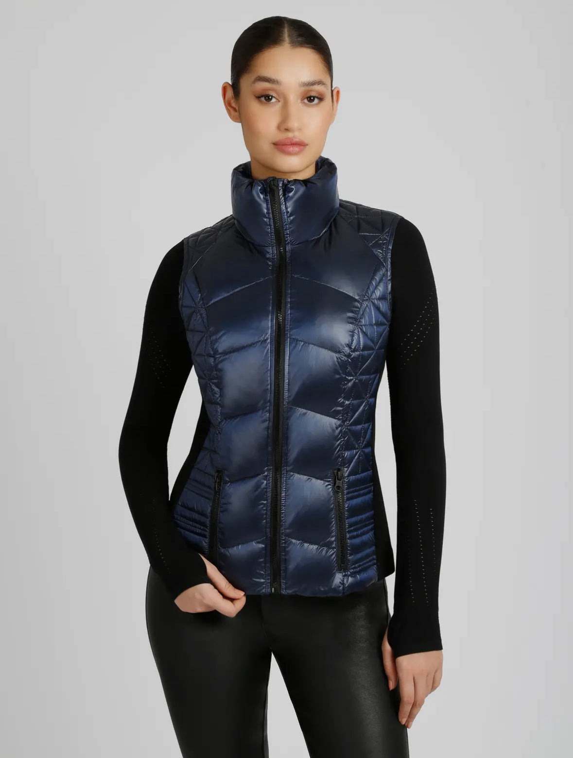 Lightweight packable vest- navy LGCC