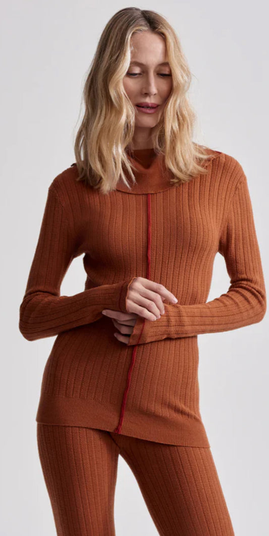 Walt Roll Neck Knit