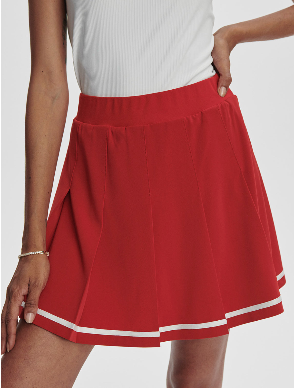 Clarendon High-Rise Skort 16"-haute red