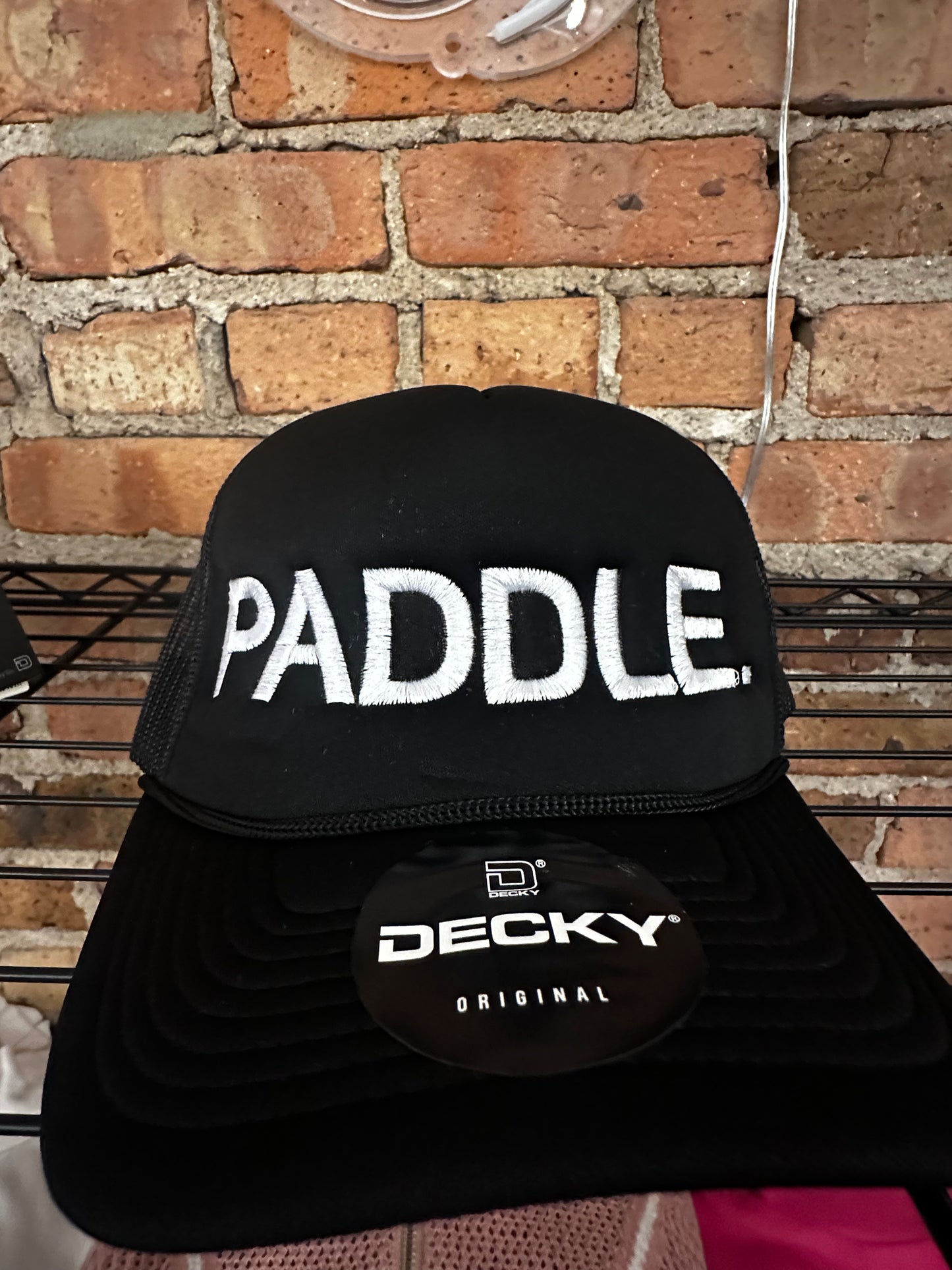 PADDLE. Hat.