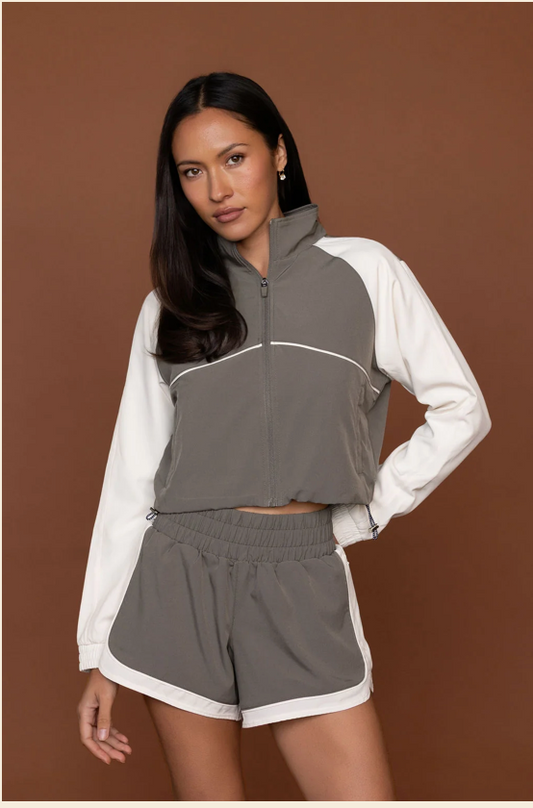 Nicole Cropped Jacket- olive/ecru